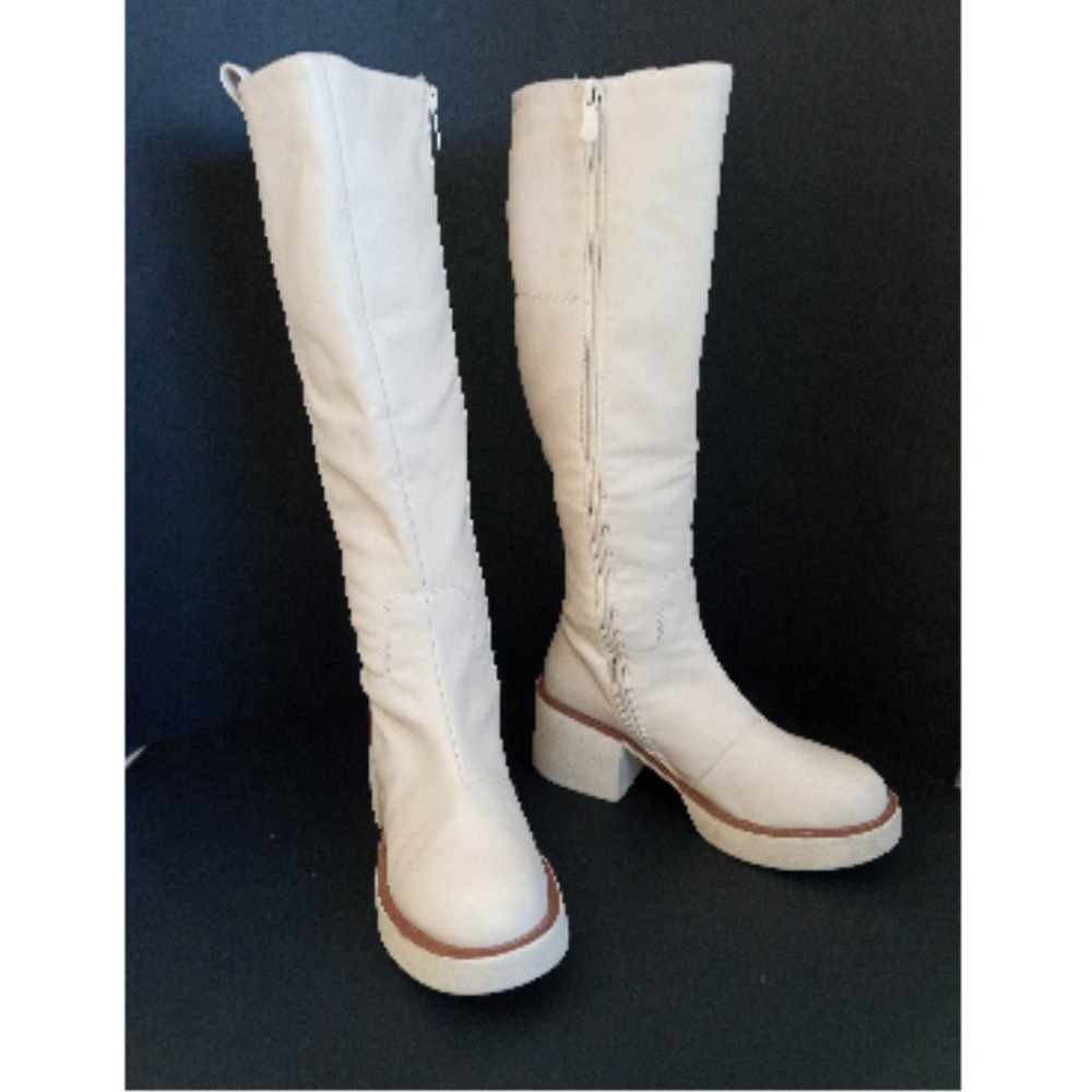 MATA "Smooth Flavor" Sz 7 Block Heel Platform Knee-High Boots Ivory Faux Leather